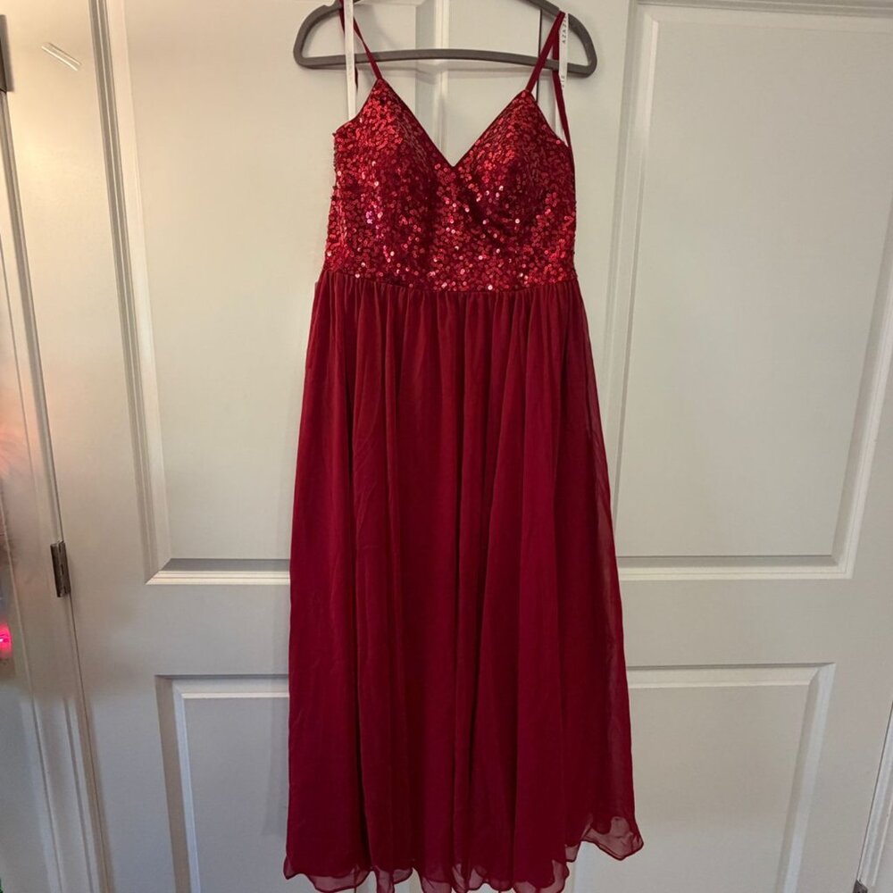 Azazie Red Sequin Bodice Formal Maxi Dress – Criss Cross Back – Size C - Picture 4 of 8
